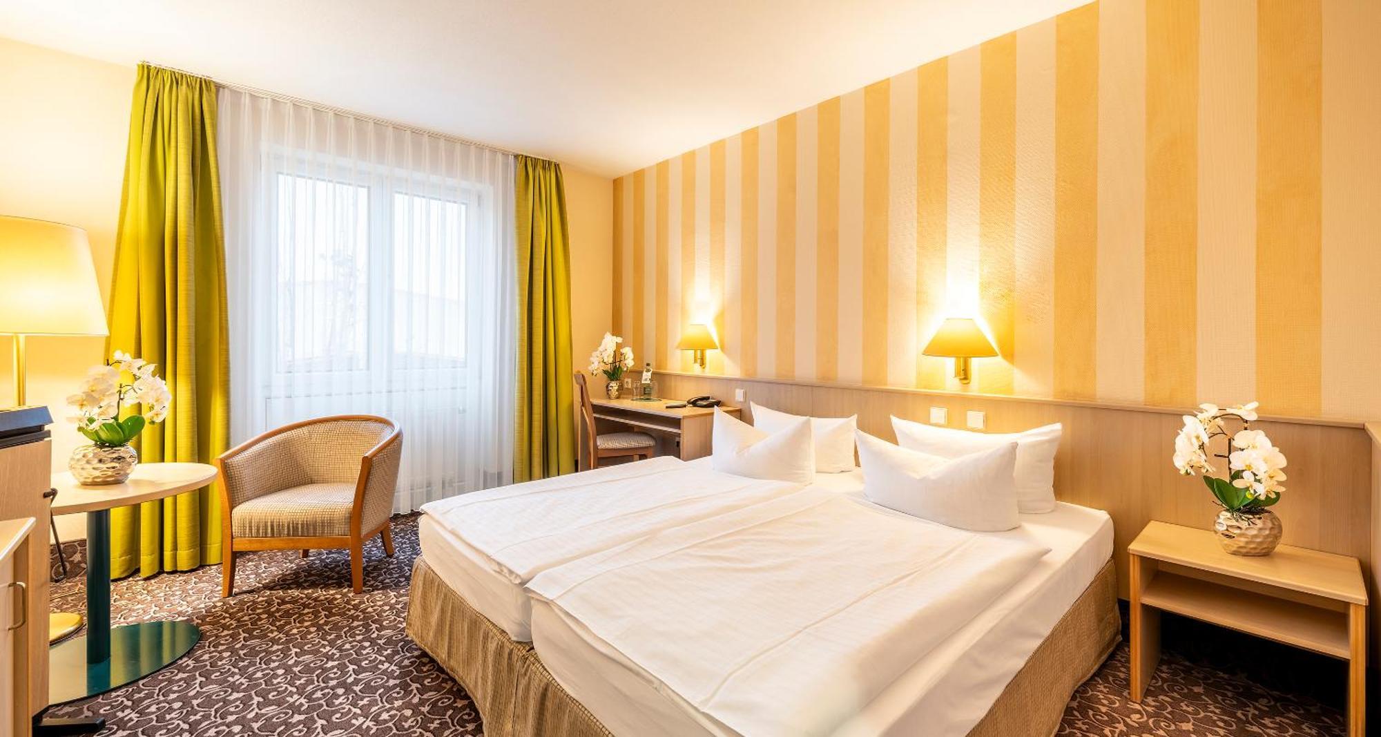 Plaza Inn Chemnitz Exteriör bild