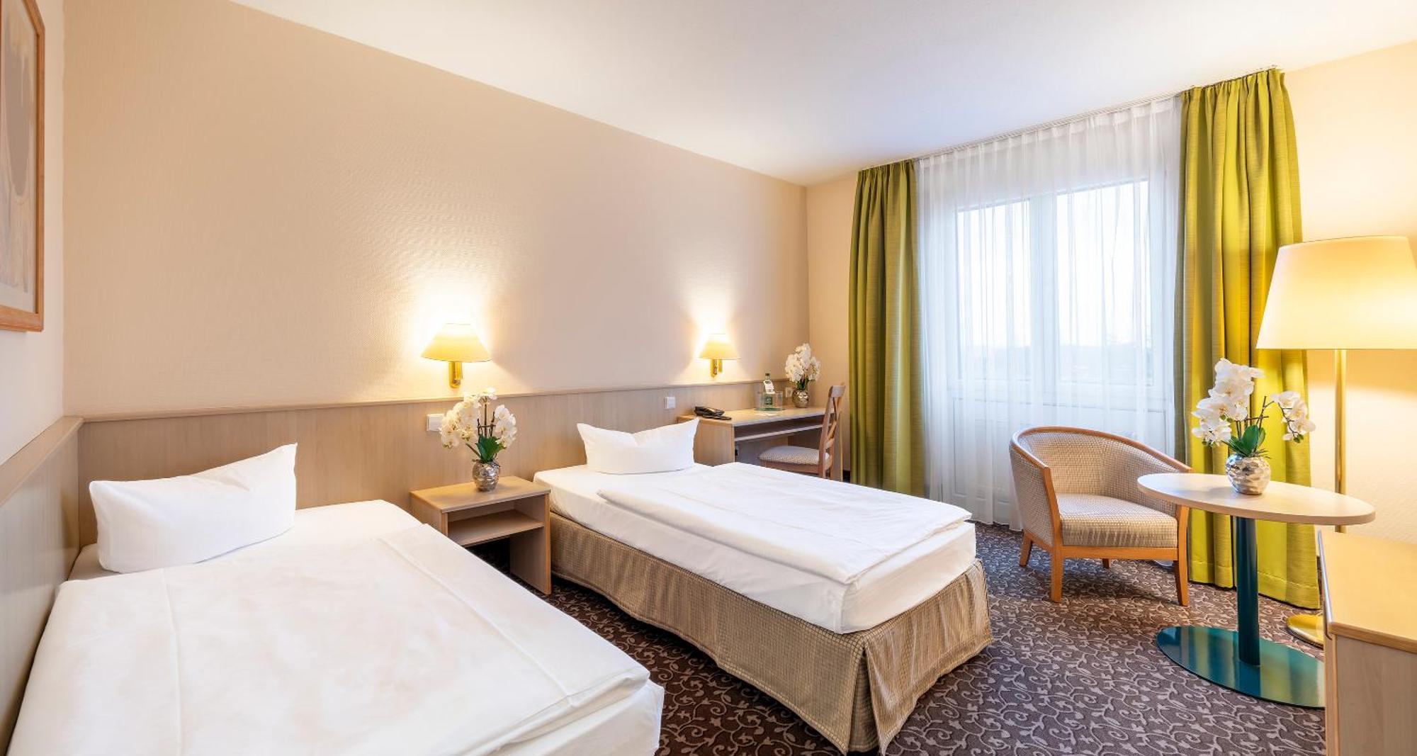Plaza Inn Chemnitz Exteriör bild